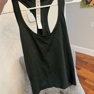 Dark Green Lululemon Swiftly Tech NWT 14
